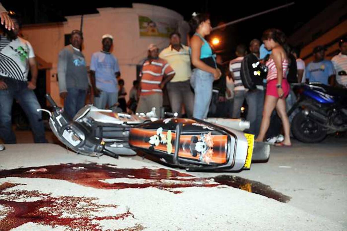 Ezequiel Vergara Romero cayó de su motocicleta y se estrelló contra el pavimento, tras ser embestido por otra moto.