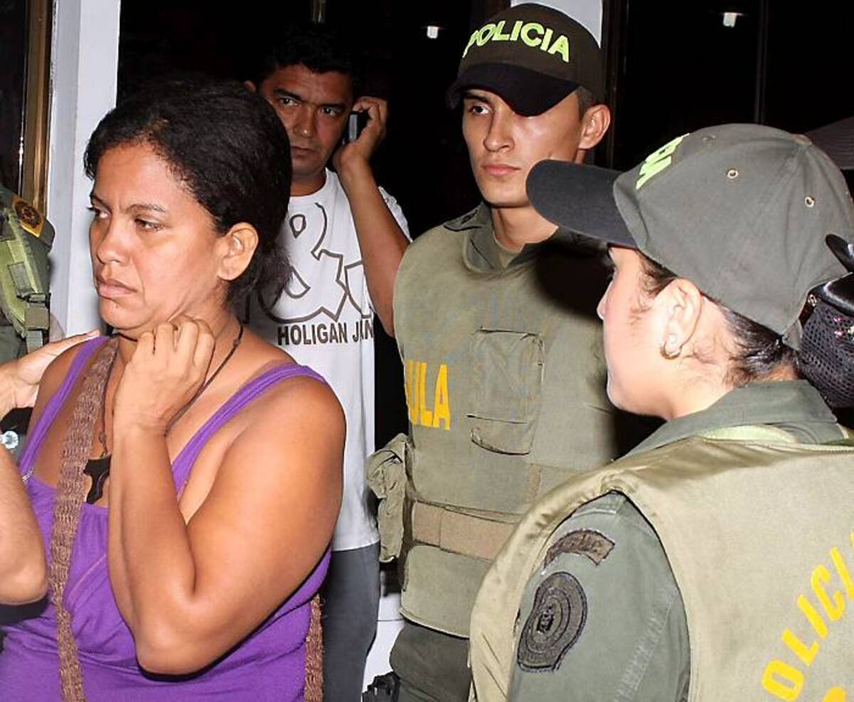 La mujer se encontraba sola al momento de ser encontrada y dice que estuvo en una finca.