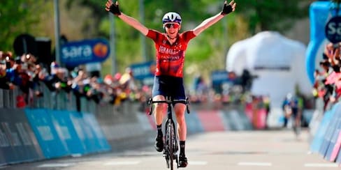Daniel Martin gana la etapa 17 del Giro de Italia