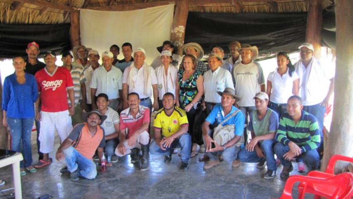 Grupo de participantes en el Día de Campo, en Songó (Mahates). // HERMES FIGUEROA A. - EL UNIVERSAL