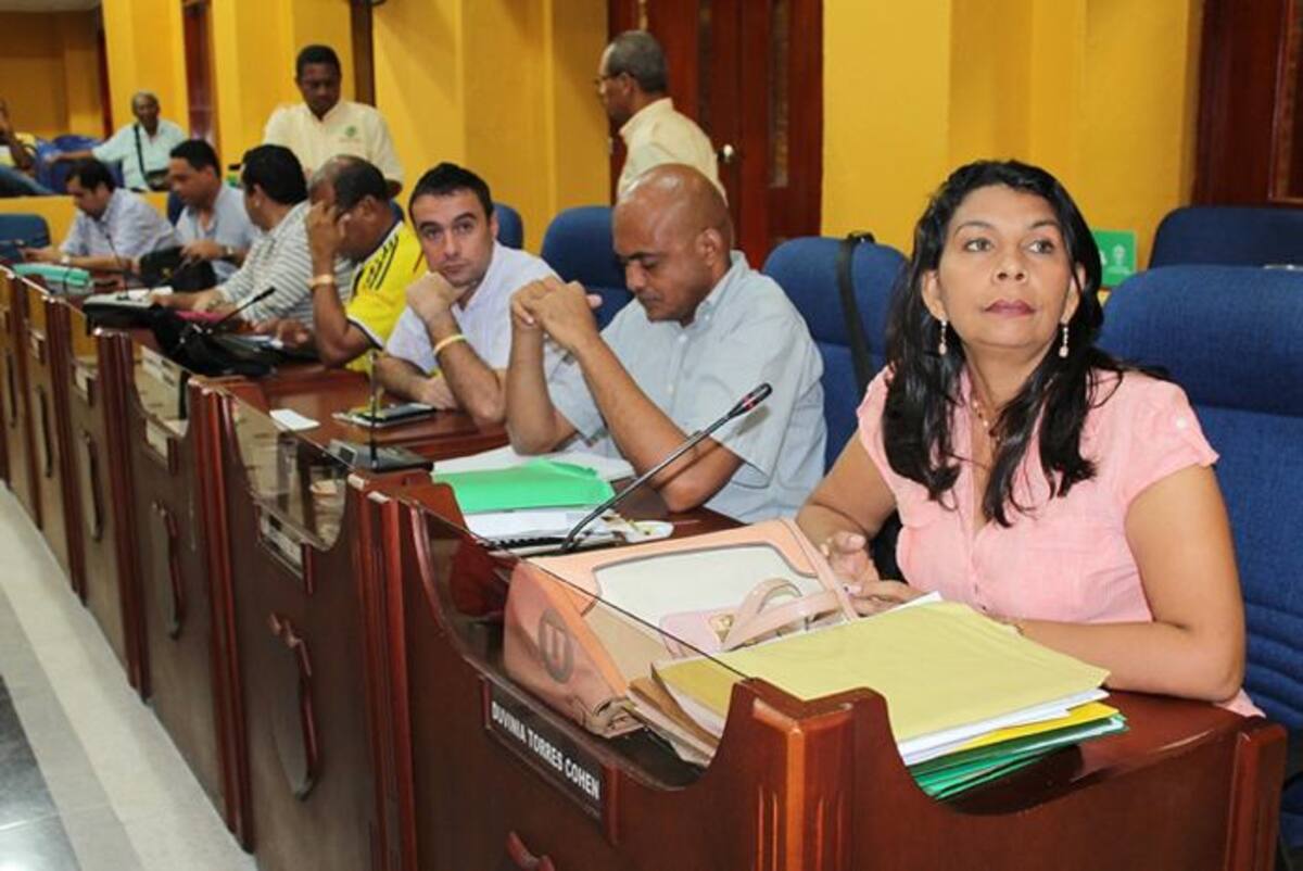 El Concejo de Cartagena redactó un documento aprobado en la plenaria en donde le piden al presidente Juan Manuel Santos no levantarse de la mesa de diálogos de La Habana. Cortesía.