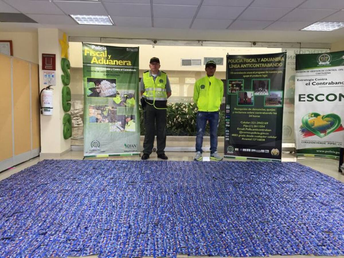 Más de 5 mil unidades de Noxpirín adulterados fueron decomisados por la Policía Fiscal y Aduanera. CORTESÍA