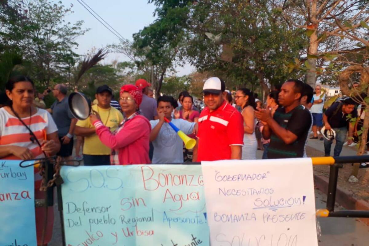 Habitantes del barrio Bonanza protestan por falta de agua potable