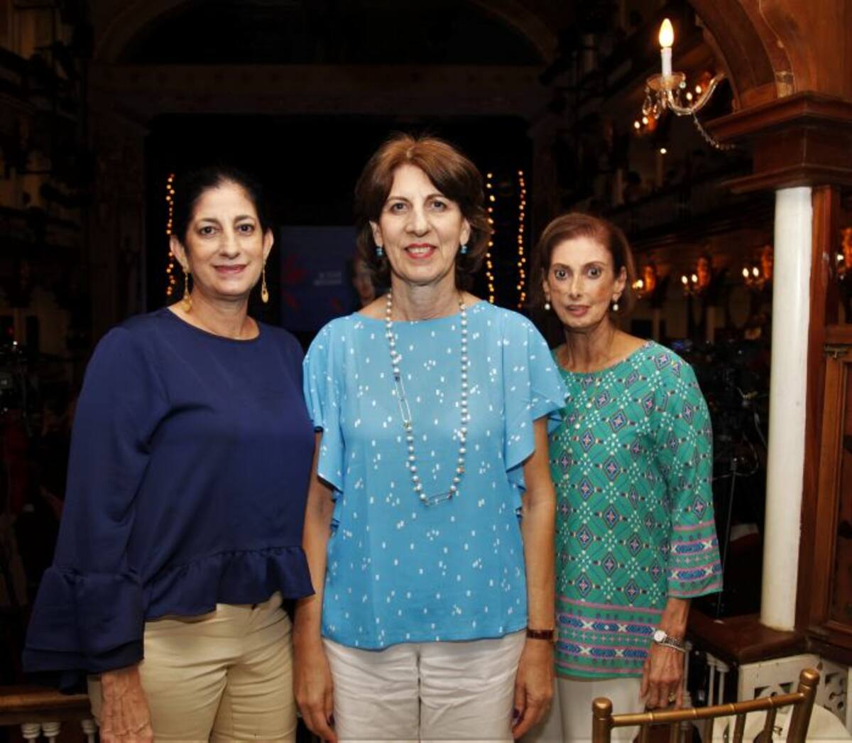 Gina Bajaire, Sonia Gedeón y Martha Bajaire./ Maruja Parra-El Universal