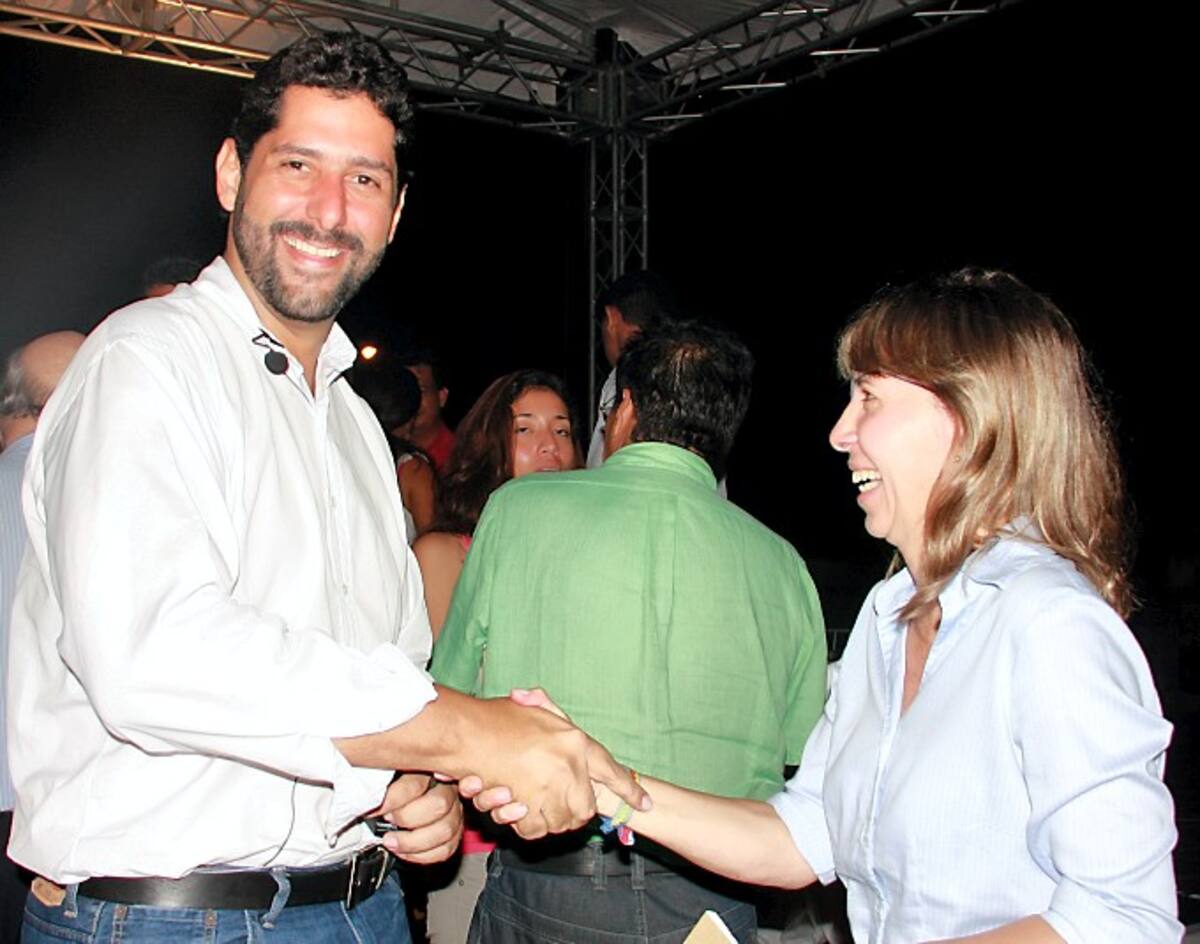 Roxana Segovia y Dionisio Vélez protagonizan las últimas noticias políticas relacionadas con la Alcaldía de Cartagena. ARCHIVO