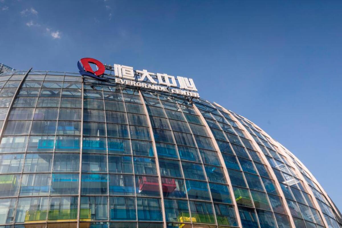 Evergrande se desploma tras vencer el plazo de bonos ‘offshore’