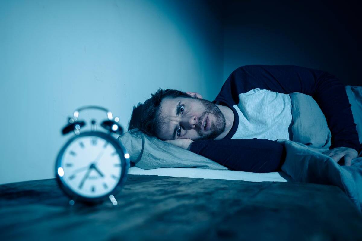 ¿No puede dormir en las noches?, siga estos consejos