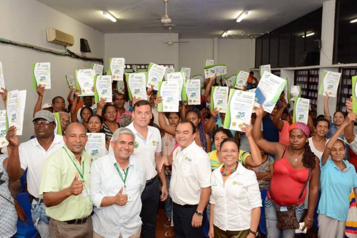 La entrega se realizó ayer en el colegio departamental, en la avenida Pedro de Heredia. Cortesía