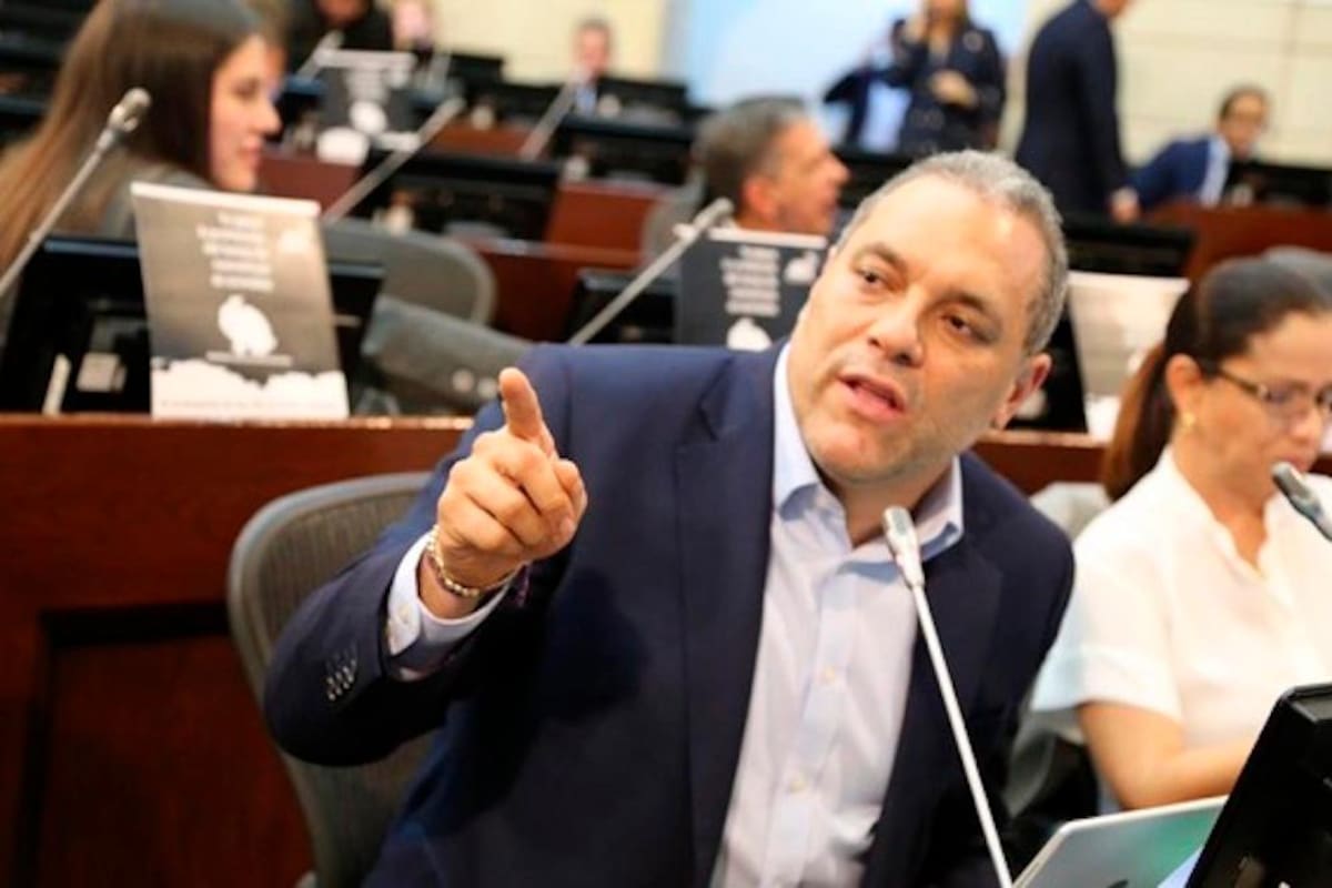 Por alerta naranja, congresistas del Atlántico se reúnen en Barranquilla