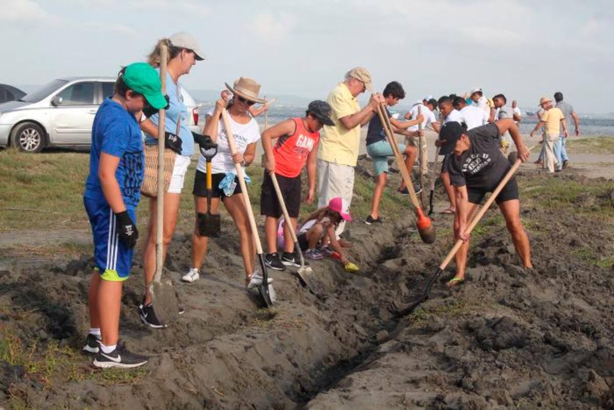 El Laguito ya está unido con el mar. // Kailline Giraldo.