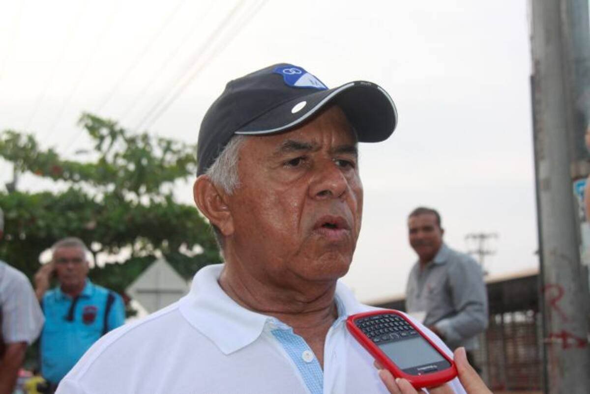 Manuel Ramón Camacho Sarabia, miembro de la junta directiva de la Asociación de Jubilados de Electricaribe. Lorena Henriquez Laborde - El Universal