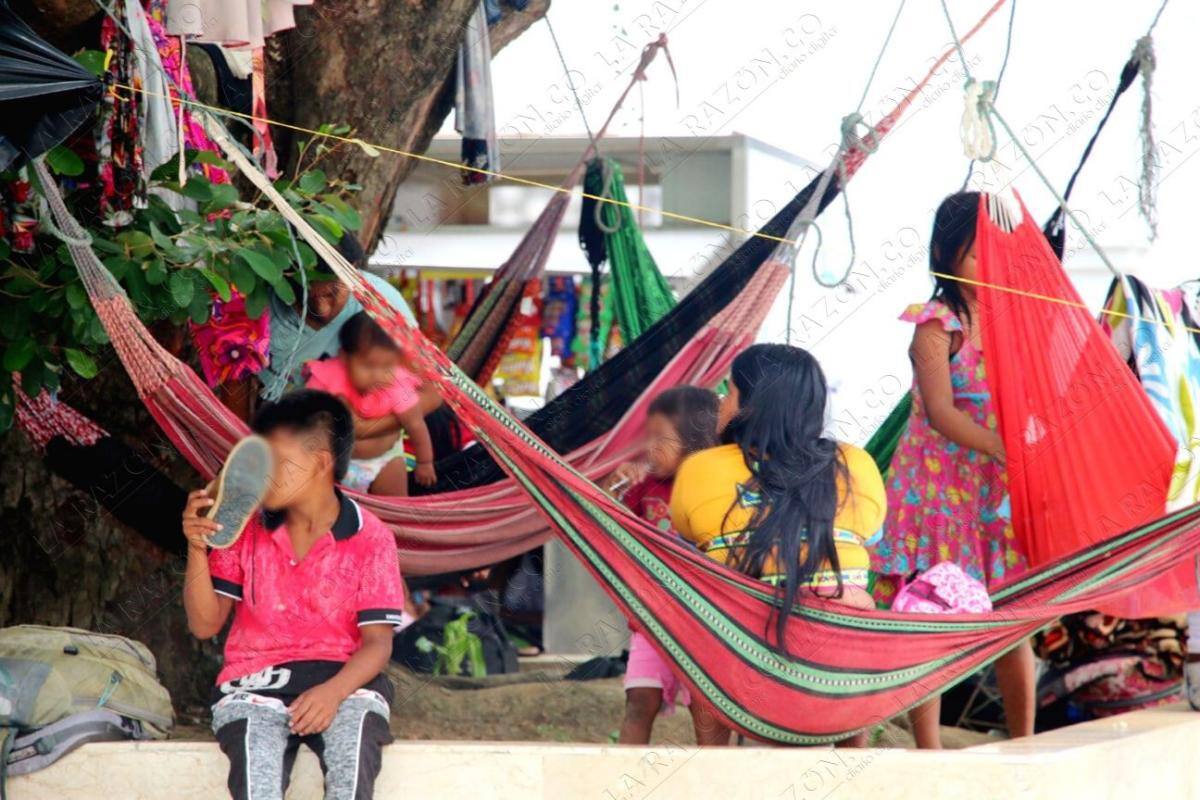 Autoridades preocupadas con permanencia de 1.500 indígenas en parques de Montería