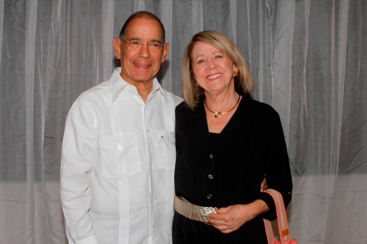 Ricardo Ibarra y Martha de Ibarra.