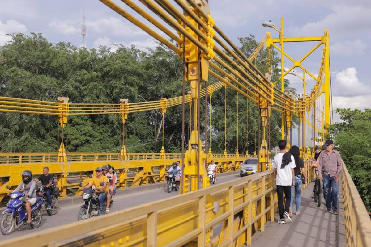 ¡Tiembla! El pánico que produce pasar por el puente de Montería