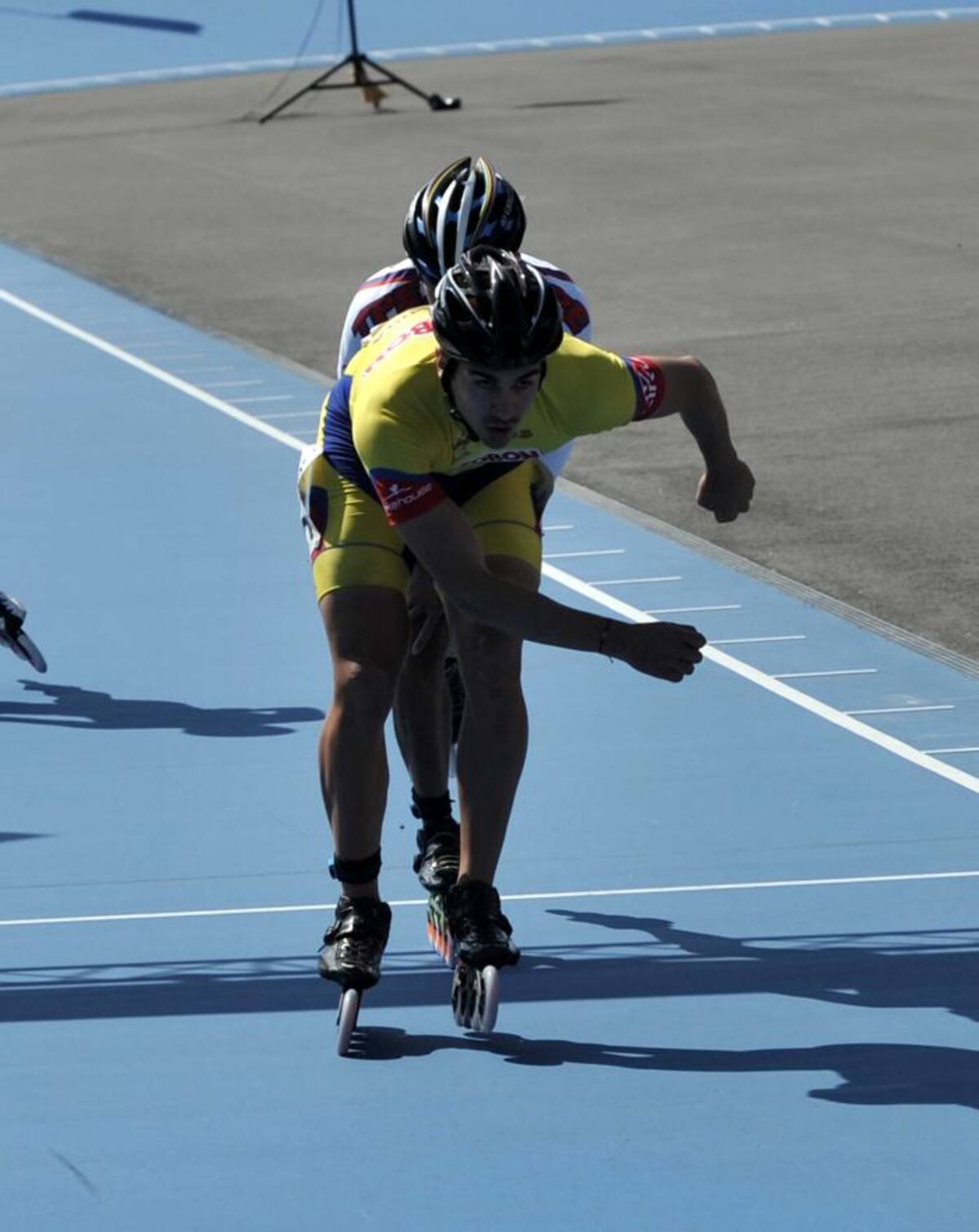 Andrés Felipe Muñoz es uno de los patinadores colombianos que se ha bañado en oro en el Mundial de Bélgica. COLPRENSA