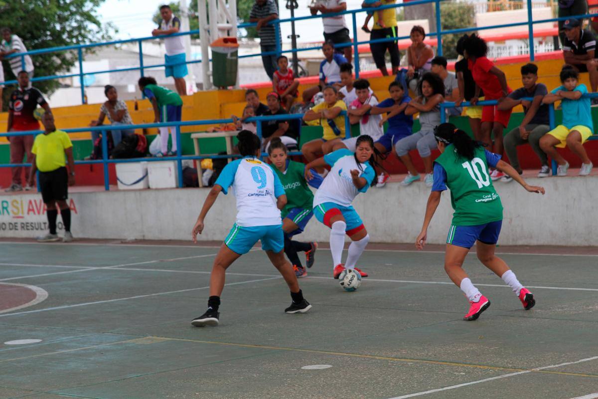 Los equipos femeninos son la sensación en cada jornada.