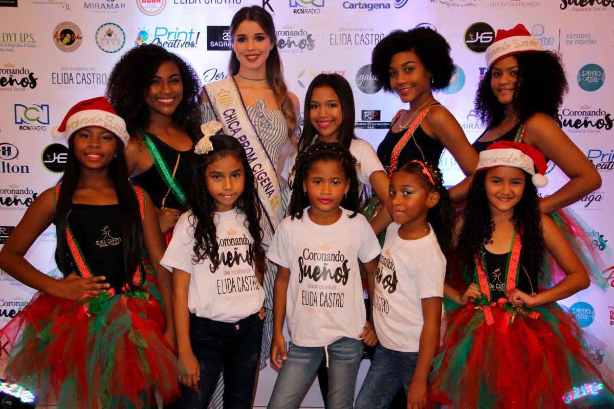 La Chica Prom 2018 - 2019, Melanie Dell’ Olmo, junto las niñas.