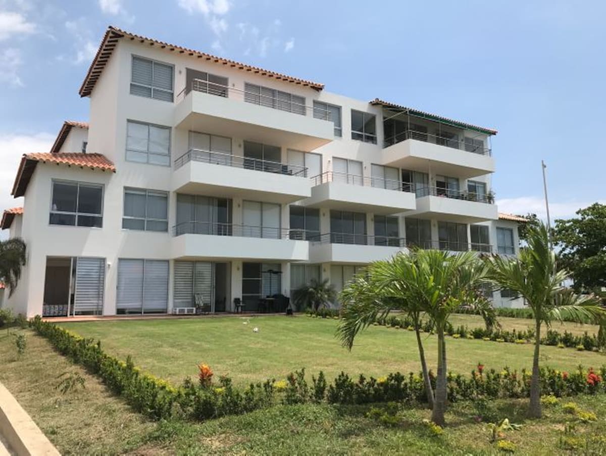 Laguna Club Cartagena, condominio cerrado en la Zona Norte de Cartagena.