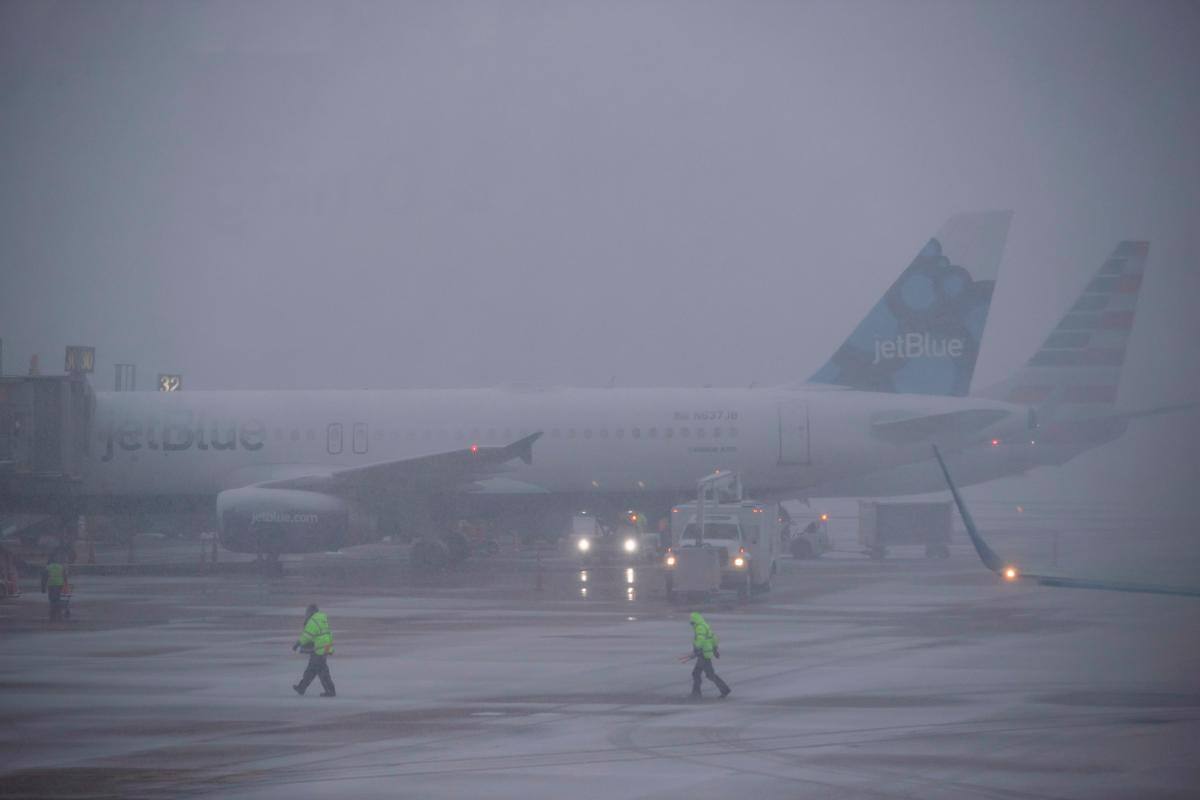 EE. UU. afronta una tormenta invernal “única en una generación”