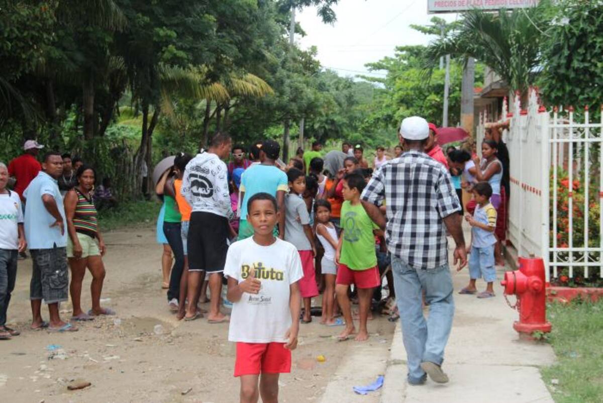 En San José de los Campanos se abastecen por una tubería madre. Gabriel J. García G.