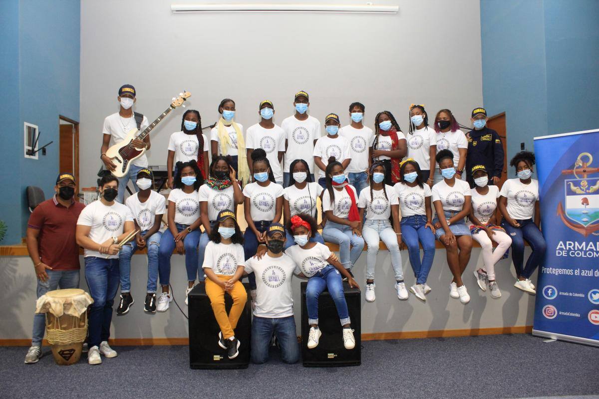 Son más de 50 chicos los que forman parte de Coral Tierrabomba.//Foto: Julio Castaño - El Universal.