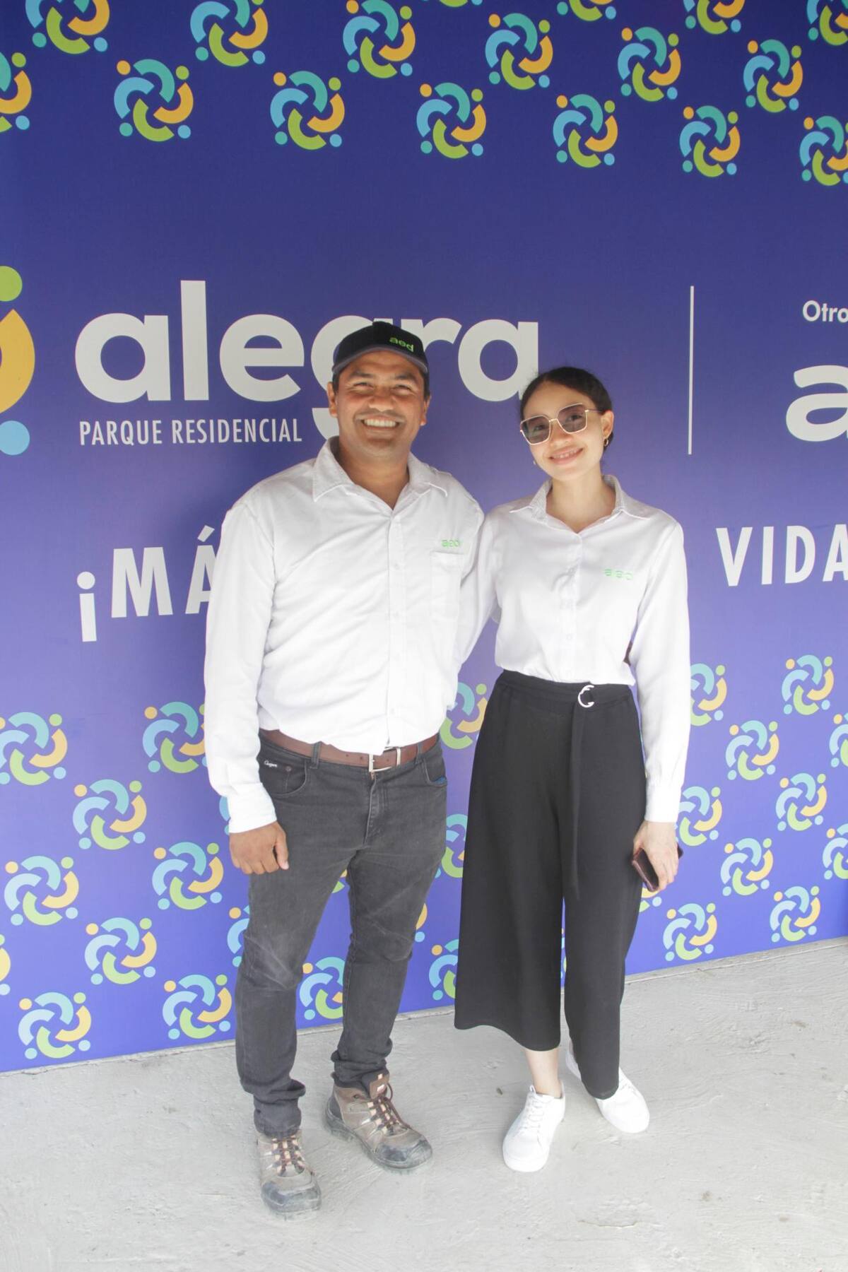 Efrén Antolinez y Silvana González.