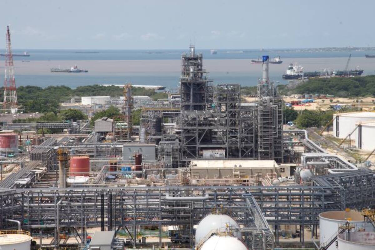 La Unión Sindical Obrera indicó que el escape se presentó en una planta de la Refinería que no está terminada. Reficar informó que no hubo emergencia. Archivo-El Universal