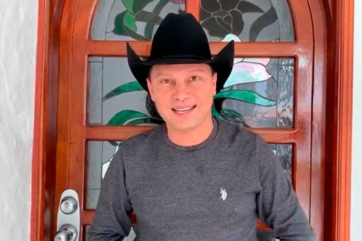 Mujer denuncia a Giovanny Ayala ante la Fiscalía por insólito motivo