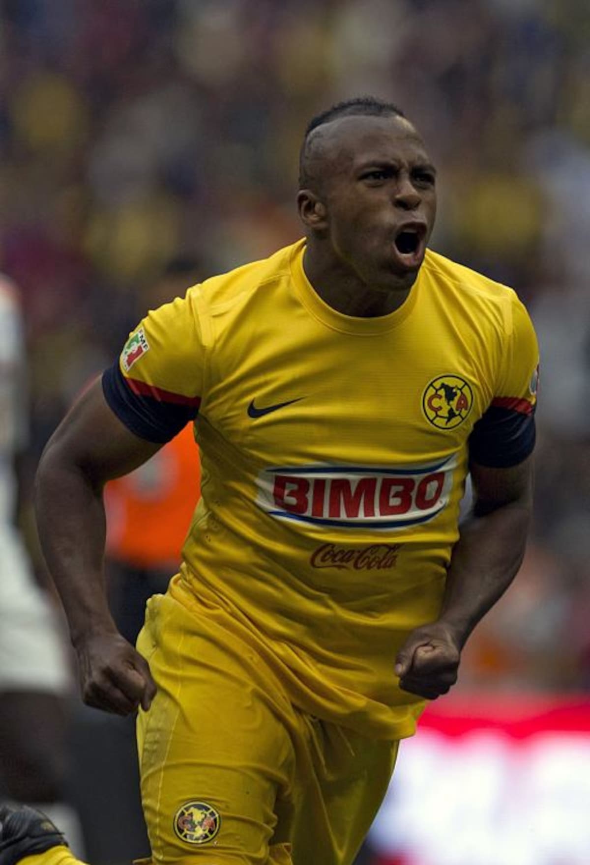 El futbolista Christian 'Chucho' Benítez murió de un paro cardiorespiratorio. AFP YURI CORTEZ