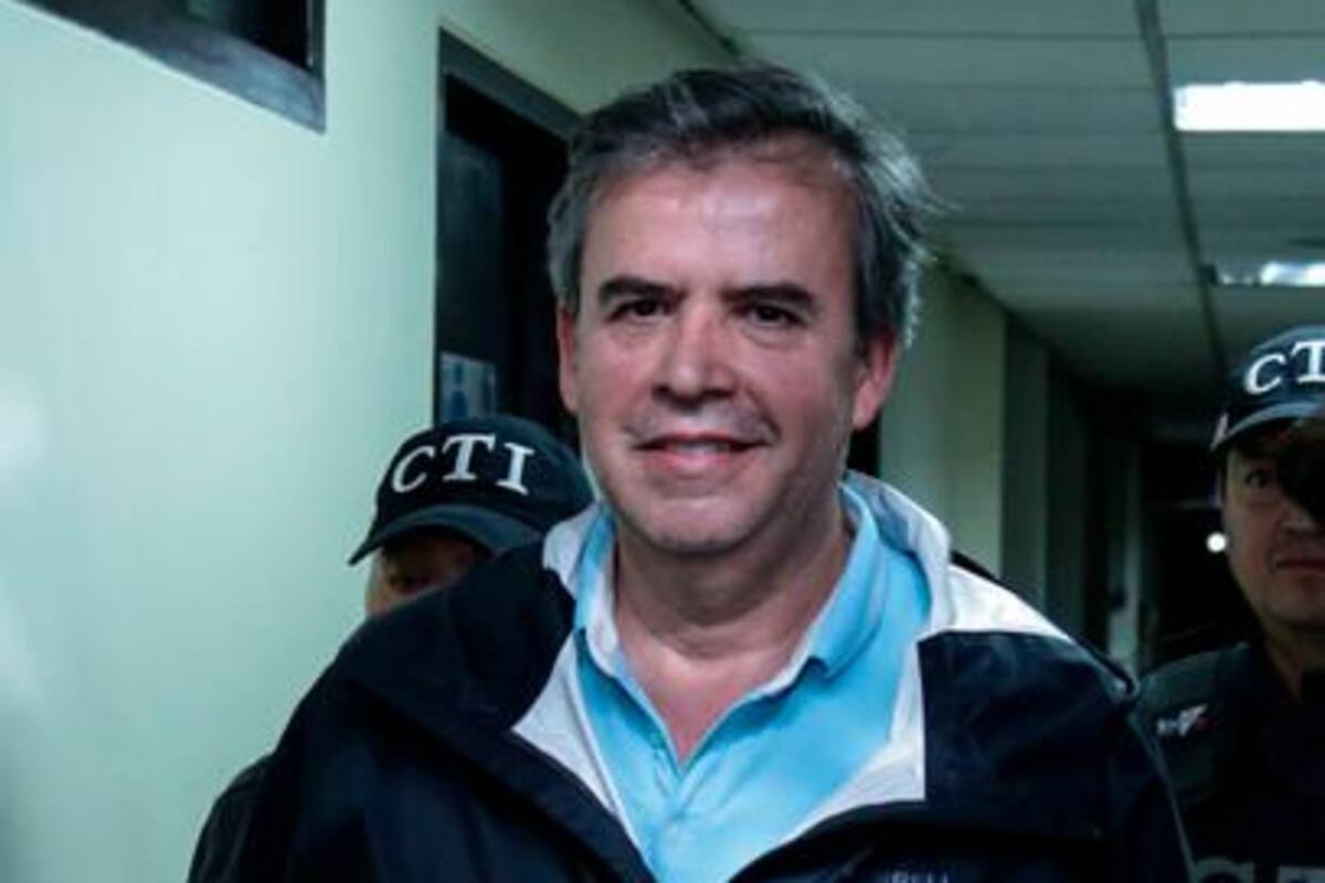 Absuelven a Alex Vernot, exabogado de Carlos Mattos en caso Hyundai