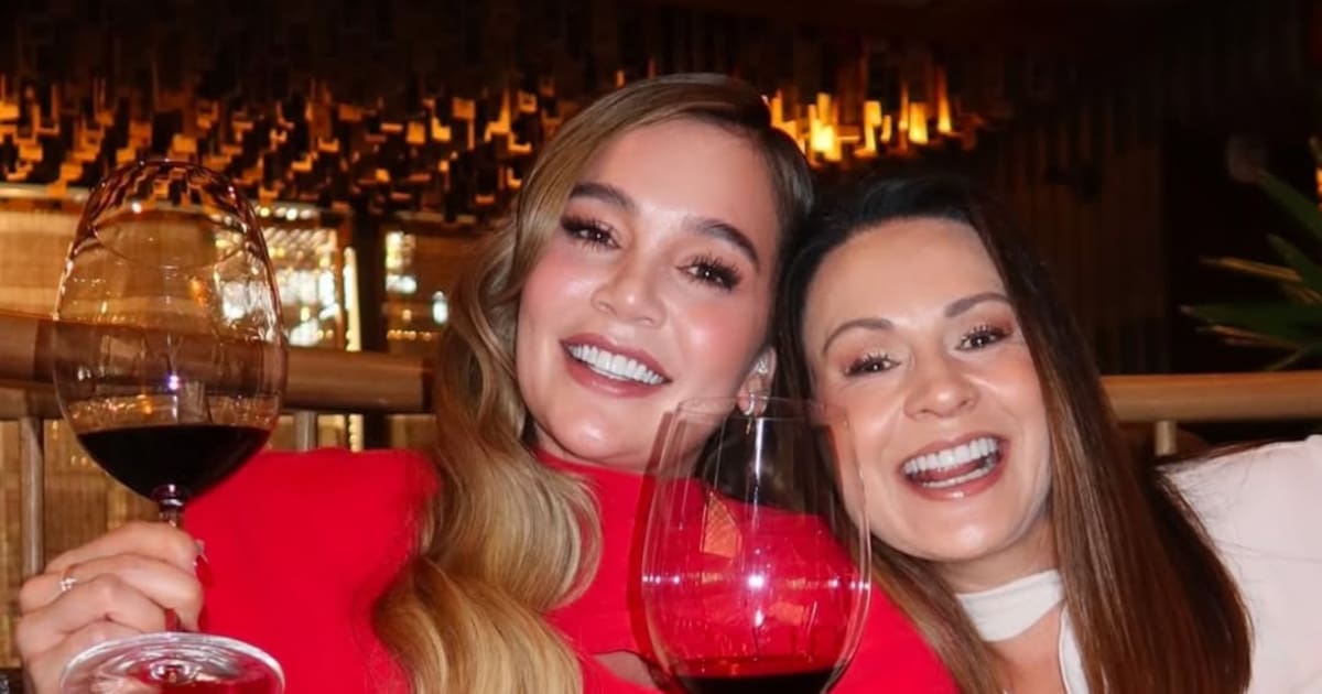 Lina Tejeiro's Manager Diagnosed with Breast Cancer: “I haven't accepted it yet”