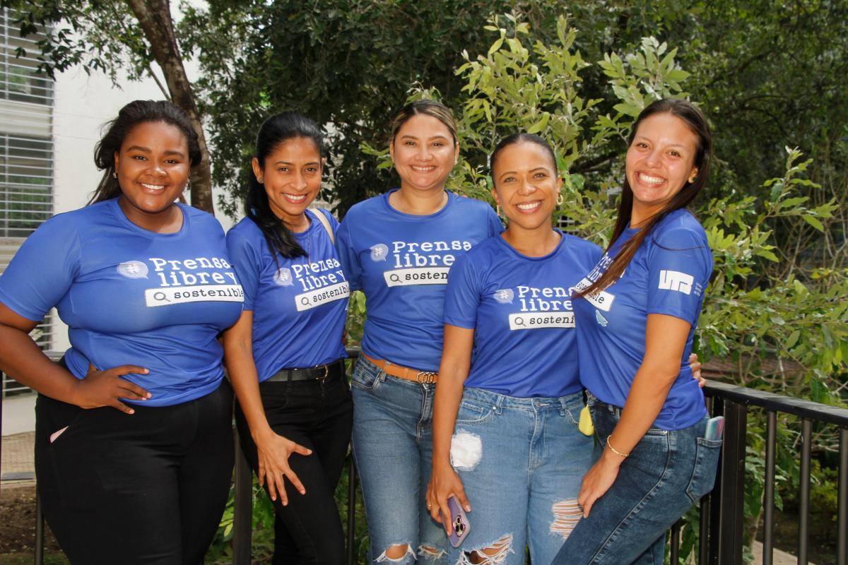 Angélica Cassiani, Dálida Orozco, Leydis Rivero, Thairina Atencio y Tatiana Rodríguez.