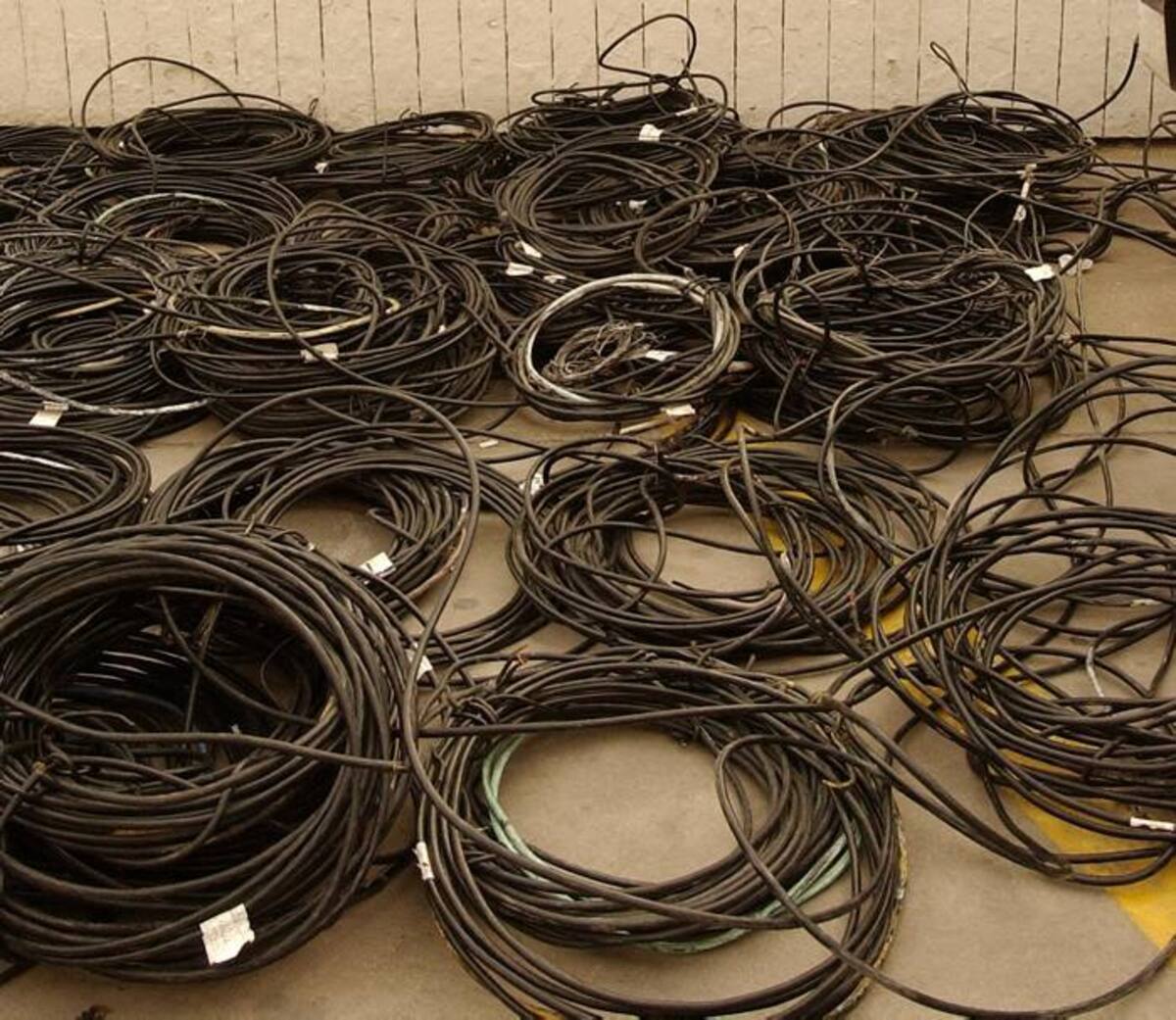 Se han hurtado más de 700 metros de cable cobre, material que luego es vendido a un precio ínfimo. ARCHIVO