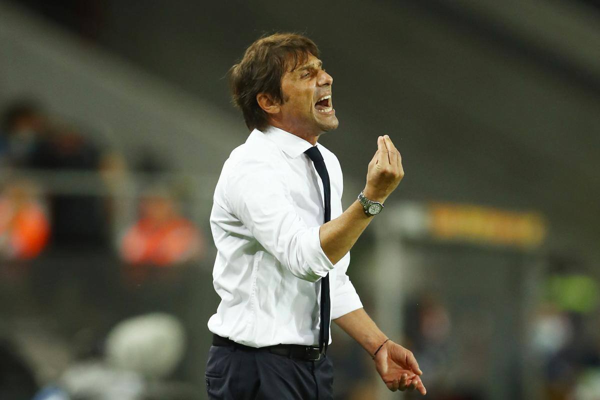 Antonio Conte seguirá como técnico del Inter de Milán