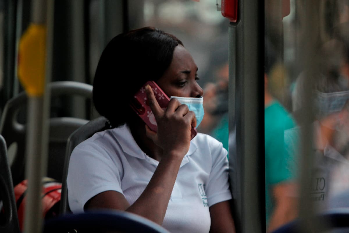 Ecuador advierte sobre aumento de casos de influenza y COVID-19