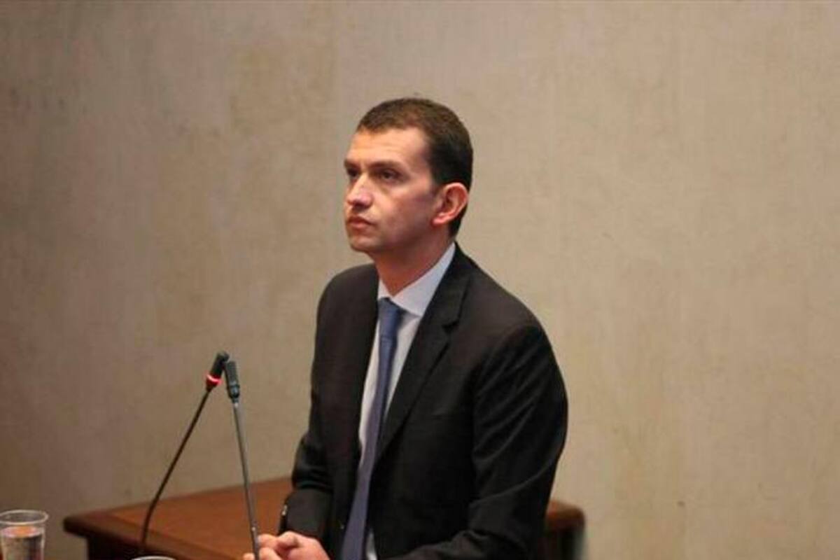 Emilio Tapia denunció formalmente a la exministra Karen Abudinen