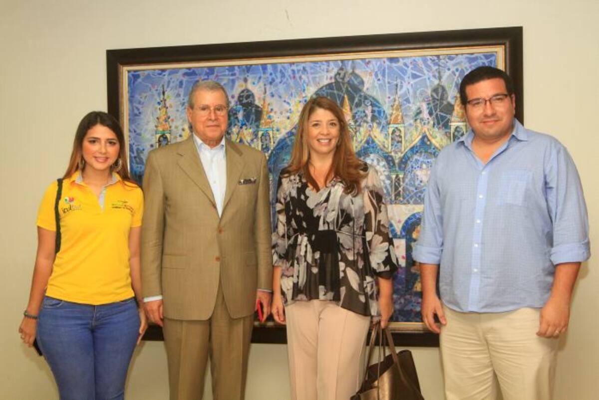 Paola López, Raúl Bustamante, Mónica Mass y Nayib Díaz. Julio Castaño - El Universal.