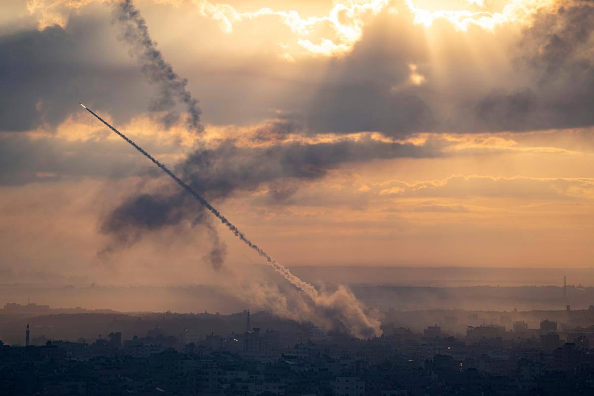 Proyectiles disparados hacia Israel desde la Franja de Gaza. //AP
