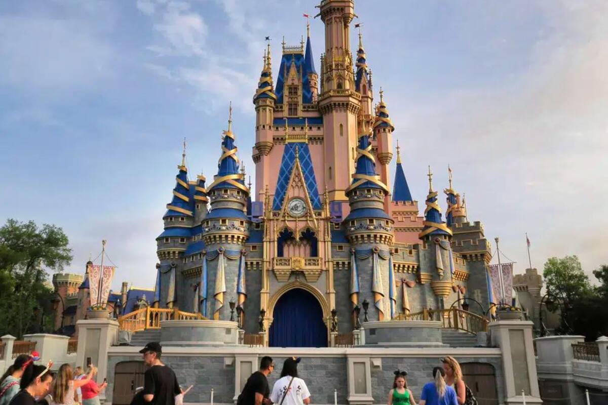 ¡Espantoso! Exempleado de Disney grababa videos de mujeres en secreto