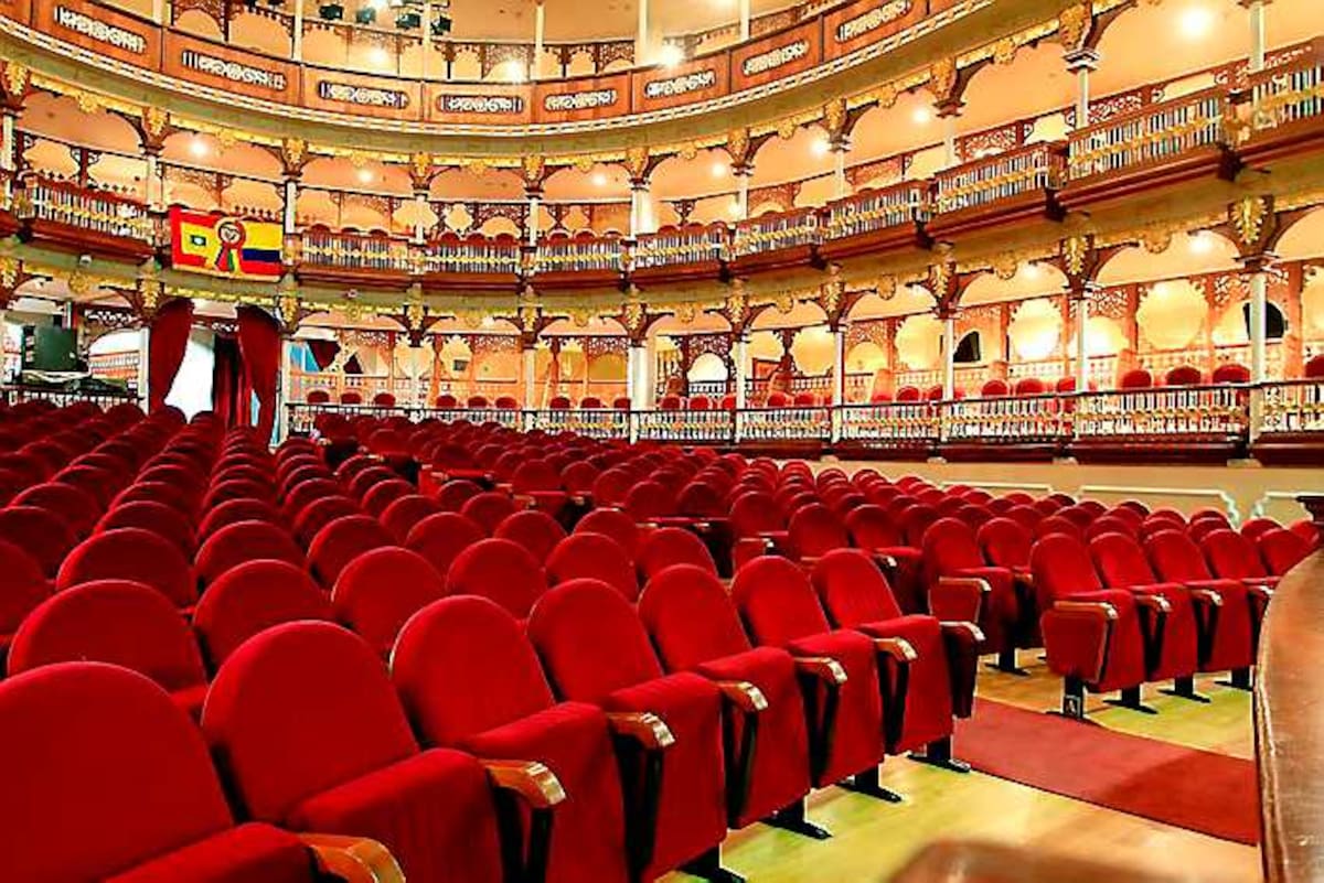 El Teatro Adolfo Mejía comienza celebración de 100 años de fundación. JULIO CASTAÑO - EL UNIVERSAL -