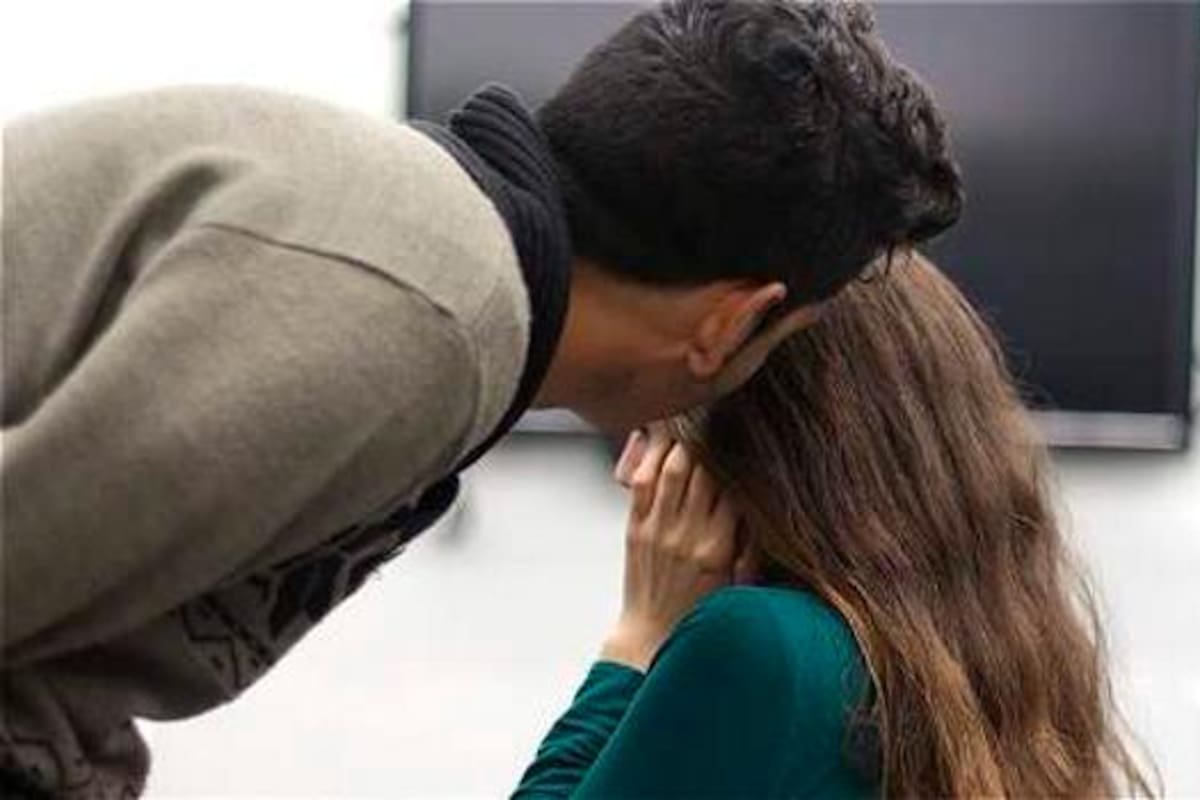 Condenan a reconocido profesor universitario y abogado por acoso sexual