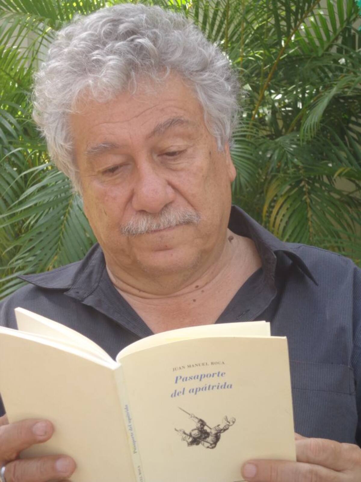 Juan Manuel Roca, uno de los grandes poetas de la historia de las letras en Colombia, participante. Gustavo Tatis-El Universal