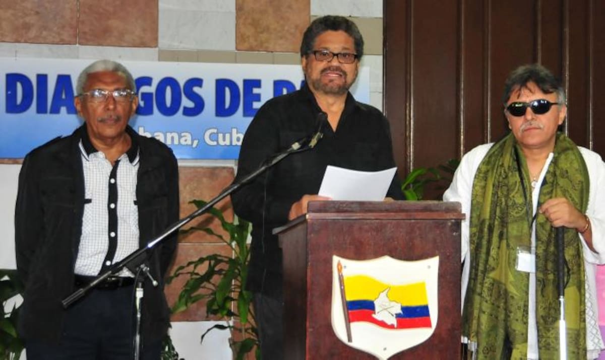 Las FARC durante los diálogos de paz. AP Ismael Francisco