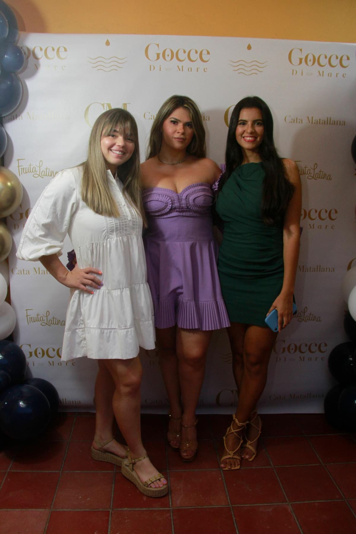 Valentina De León, Cata Matallana y Mariana De Lavalle.