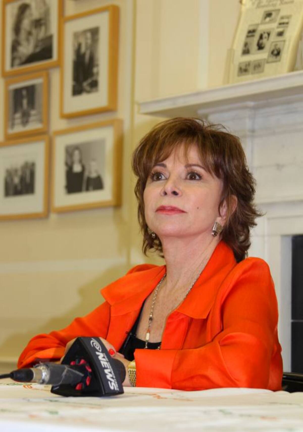 Isabel Allende. AP Eva Font