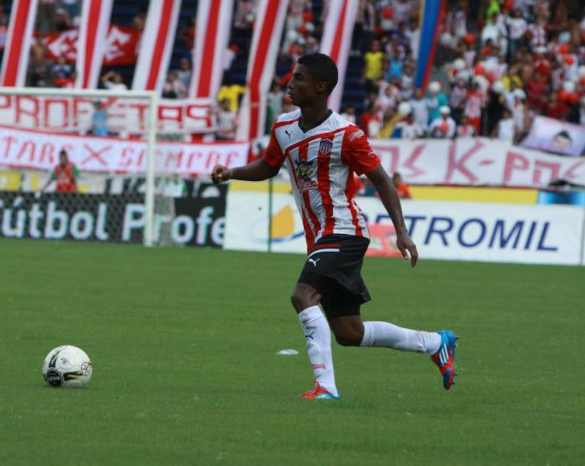 Héctor Quiñones Archivo