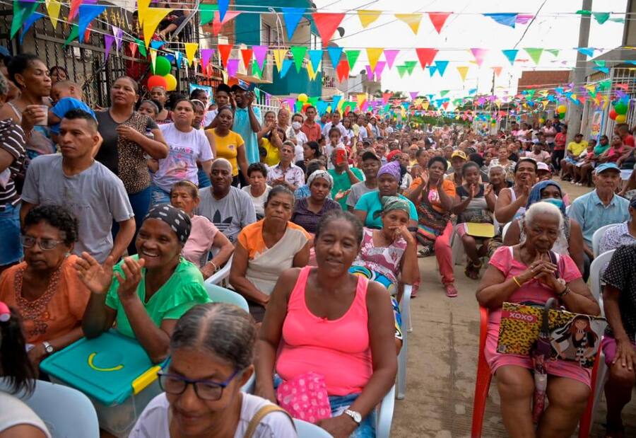 ¡Buena esa! Corvivienda legalizará 508 predios para la comunidad de Fredonia