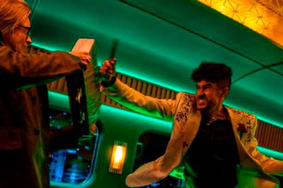Brad Pitt y Bad Bunny en una película: vea la pelea en un tren