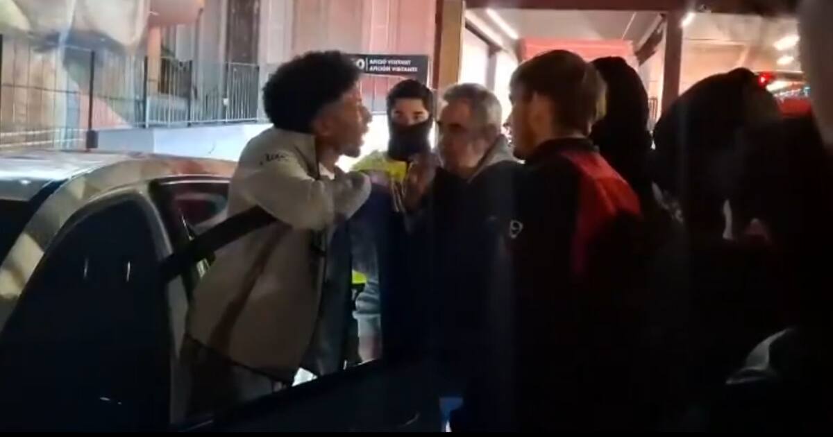 Video: "No me grites", Johan Mojica tiene fuerte cruce con hinchas de Mallorca en España