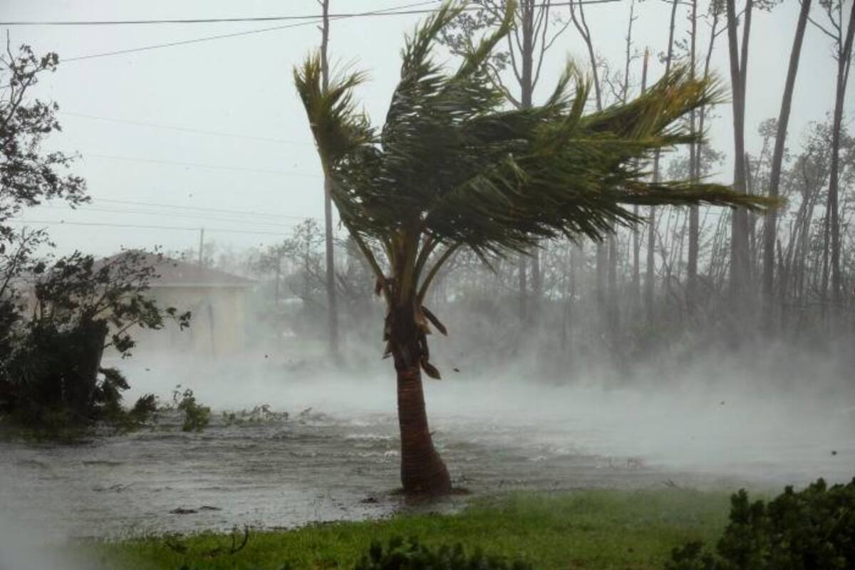 Dorian deja al menos 5 muertos e inundaciones en las Bahamas